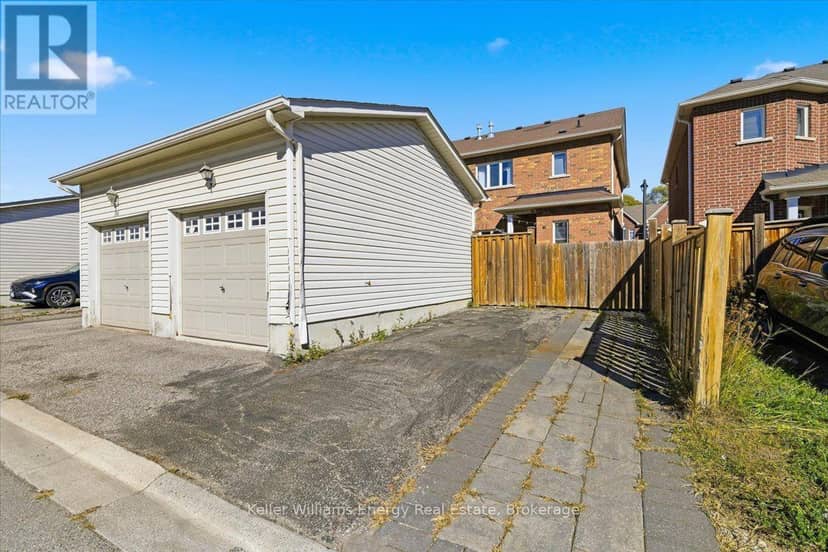 2464 Earl Grey Avenue — photo 28 of 28