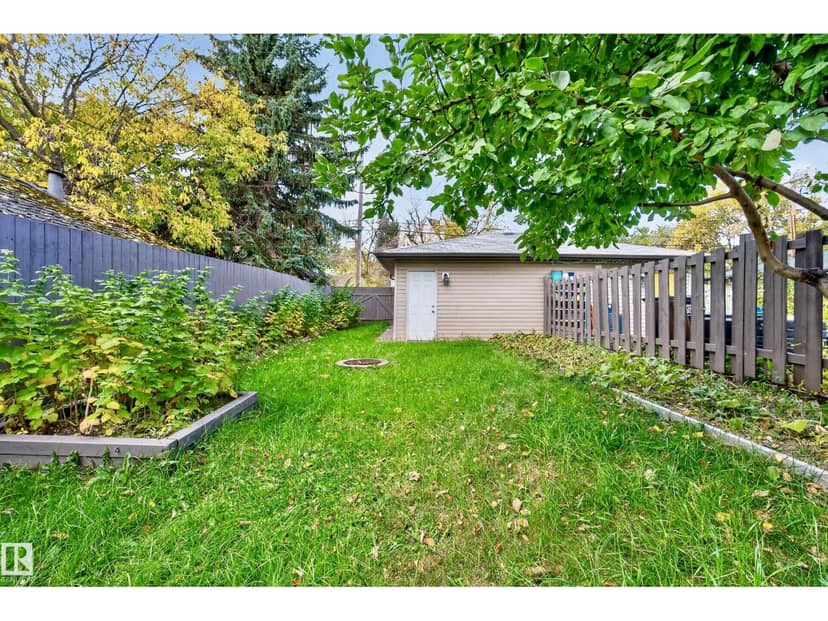 10216 150 ST NW NW — photo 36 of 40