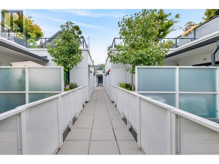 411 2520 GUELPH STREET, Vancouver, photo 3