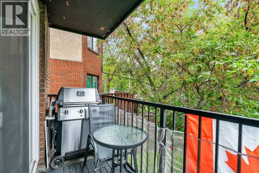 22, 1703 11 Avenue SW — photo 11 of 13