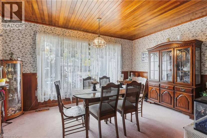 338 ALBANY Street — photo 14 of 40