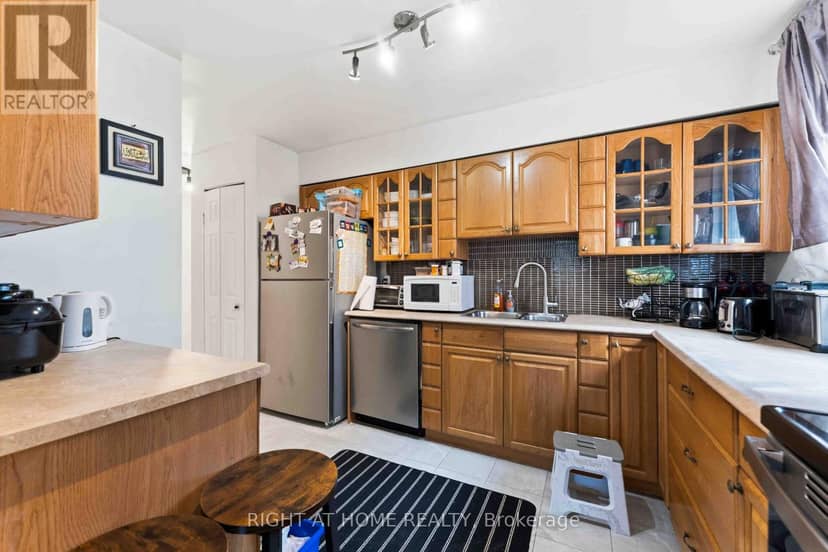 3 - 500 Fenerty Court — photo 11 of 27