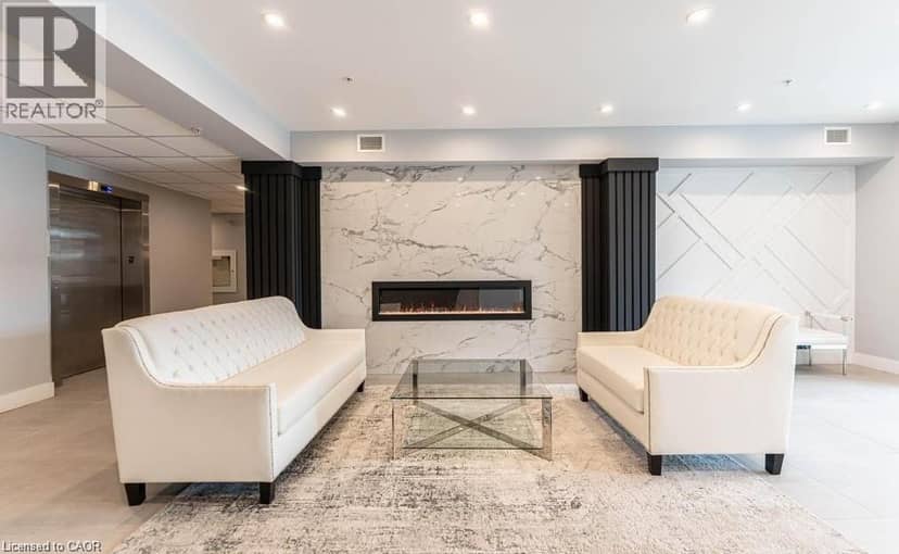 120 SPRINGVALLEY Crescent Unit# 107 — photo 4 of 23
