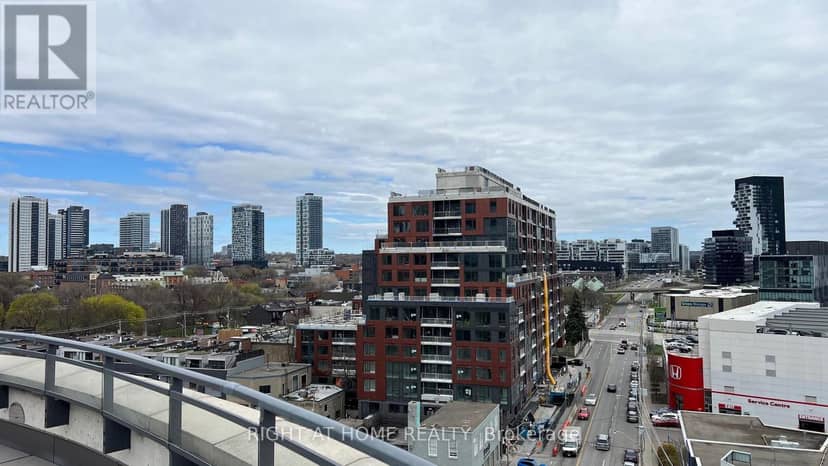602 - 90 Trinity Street — photo 21 of 26