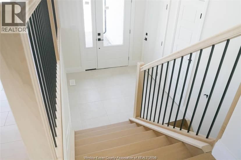 21 Hawthorne CRESCENT — photo 24 of 28