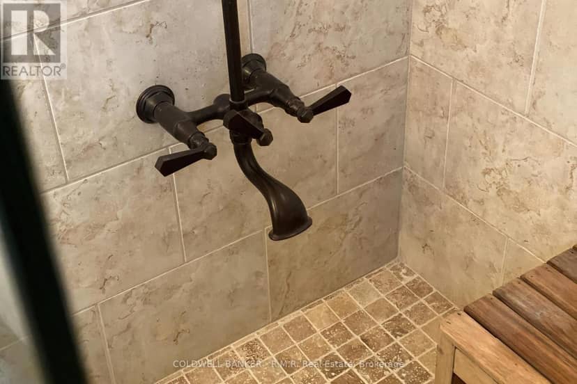 1090 Thimbleberry Circle — photo 24 of 40