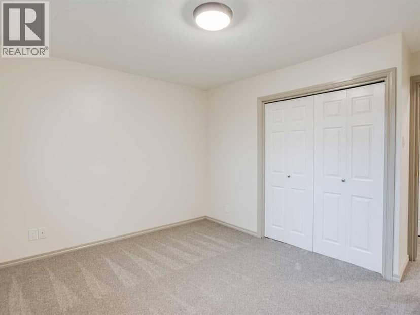 230 Eagle Road N — photo 13 of 33