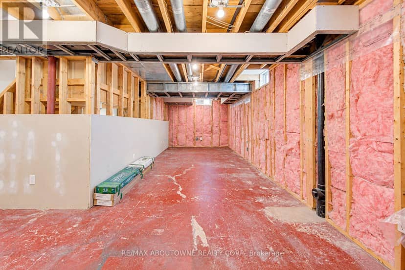 3668 Colonial Drive — photo 33 of 40