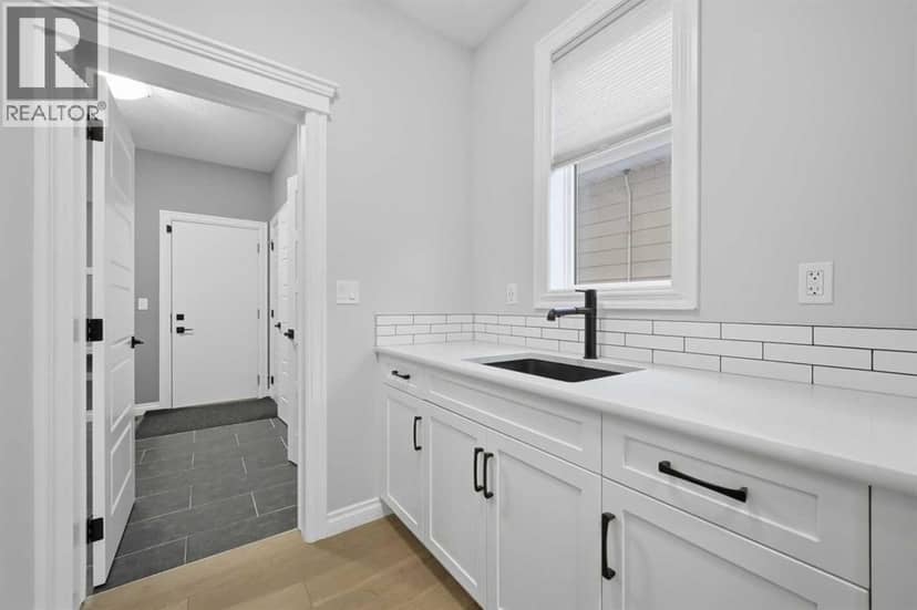 250 Legacy Mount SE — photo 19 of 40