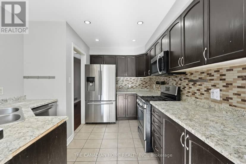 14 - 78 Peachwood Crescent — photo 16 of 40