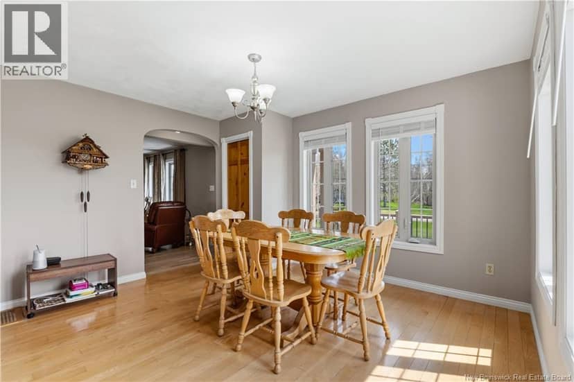 12 Thaddee Street — photo 20 of 40