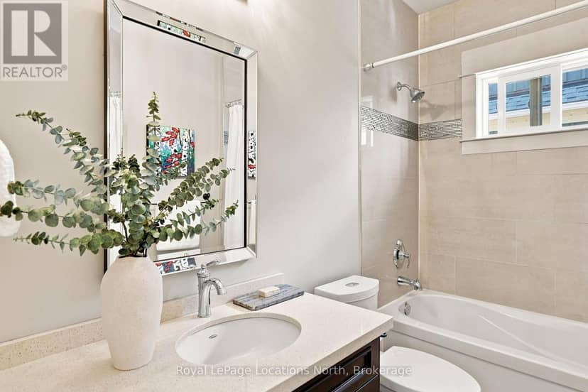 114 Stanley Street — photo 25 of 40