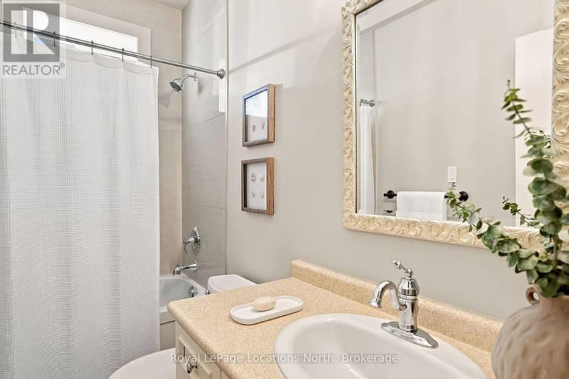 114 Stanley Street — photo 35 of 40