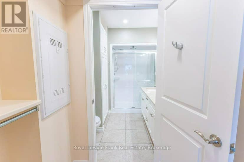 103 - 58 Glenelg Street W — photo 19 of 40