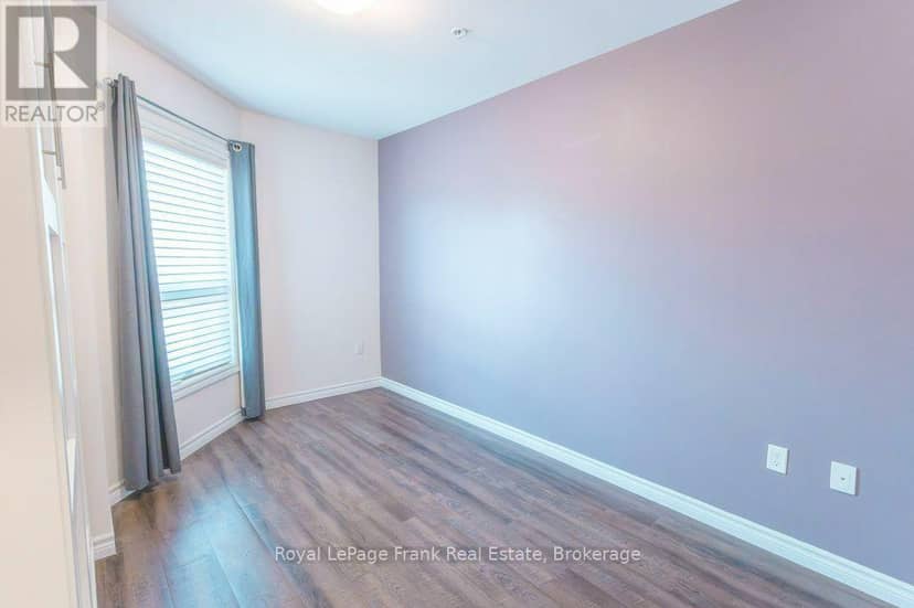 103 - 58 Glenelg Street W — photo 24 of 40