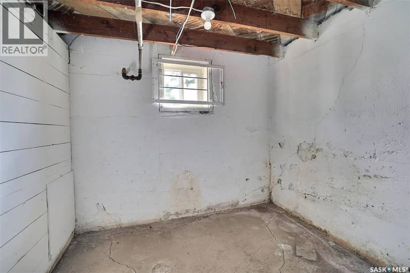 1615 Ottawa STREET — photo 15 of 18