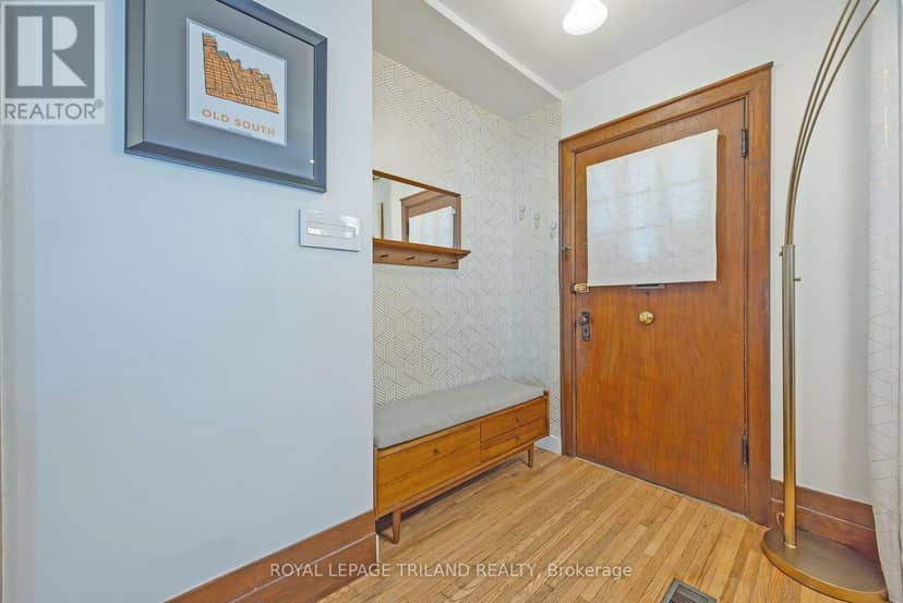 8 McKenzie Avenue, London South, photo 5