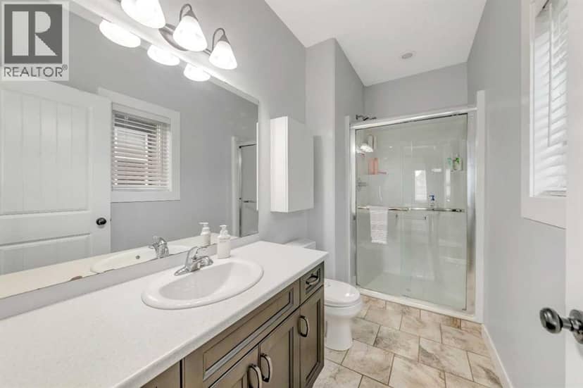 4111 34 Street — photo 11 of 40