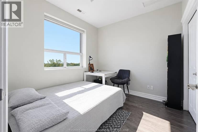 1225 RIVERSIDE DR W Unit# 601 — photo 17 of 39