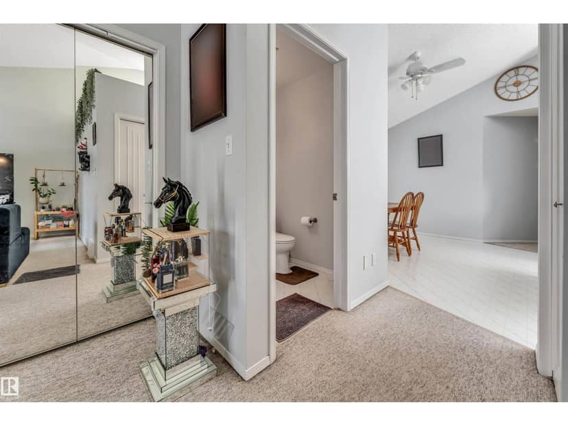 1646 Jamha Rd NW — photo 16 of 38