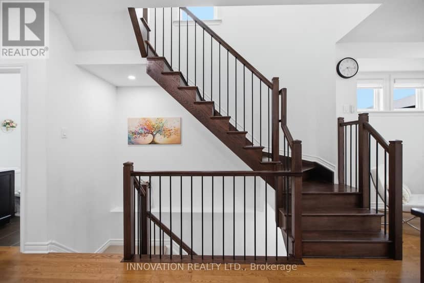39 Hermes Avenue — photo 16 of 38