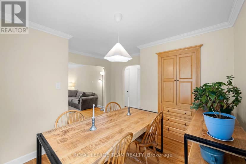 1272 Livingstone Avenue — photo 11 of 36