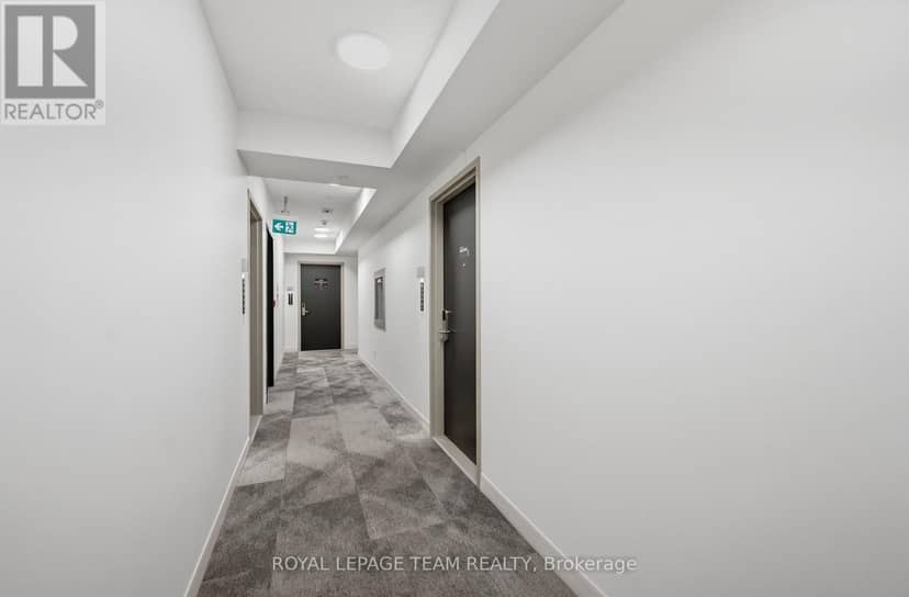 1409 - 180 George Street — photo 10 of 24