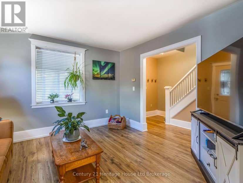 535 Richileau Avenue S, North Perth, photo 3