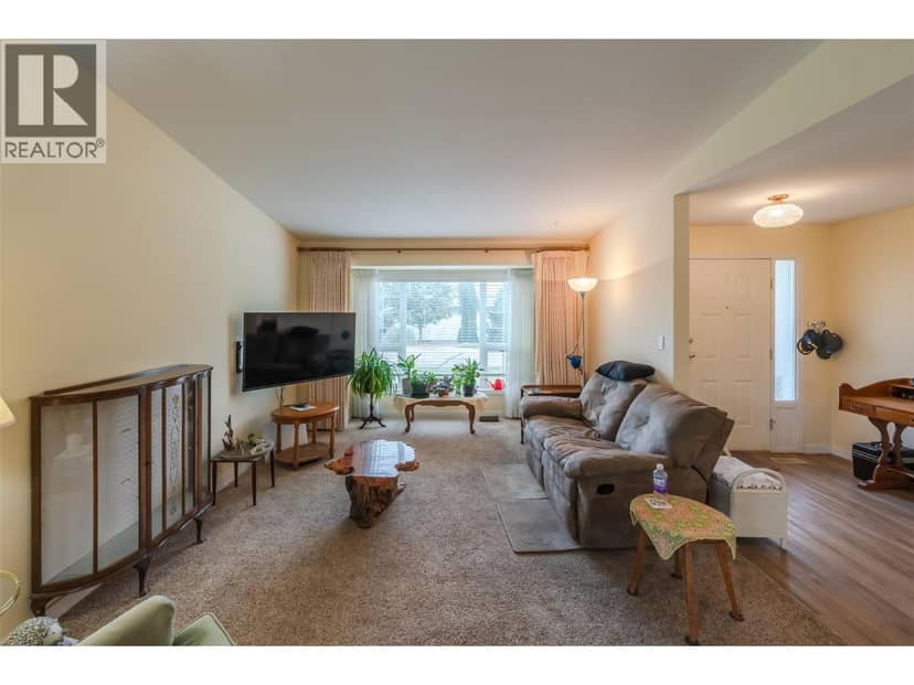 3400 Wilson Street Unit# 109, Penticton, photo 3