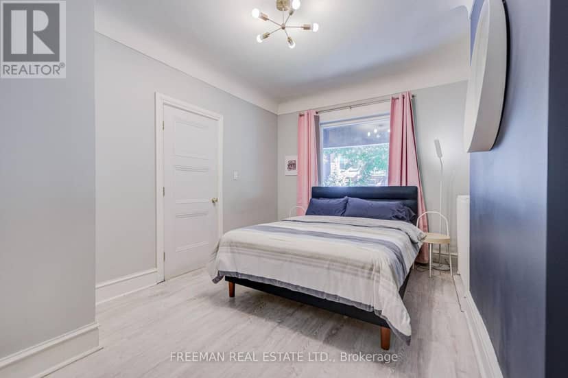468 Markham Street — photo 17 of 40