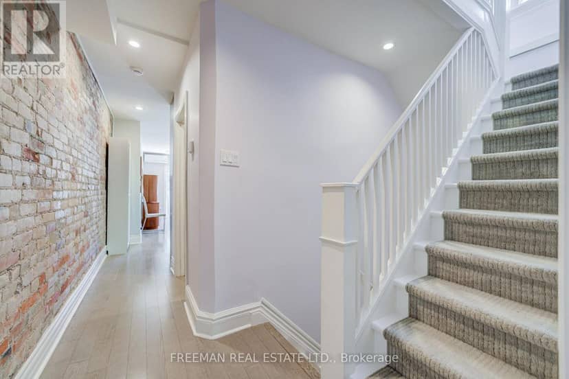 468 Markham Street — photo 23 of 40