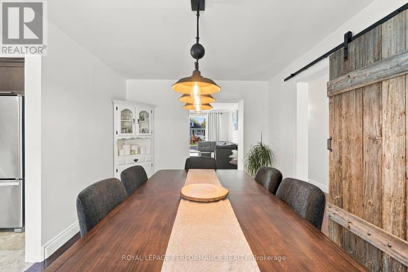 523 Gascon Street — photo 10 of 40