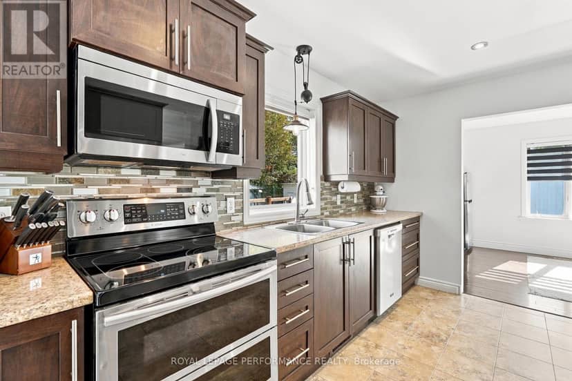 523 Gascon Street — photo 14 of 40