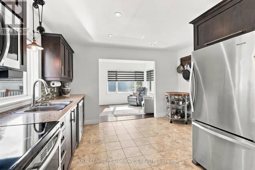 523 Gascon Street — photo 15 of 40