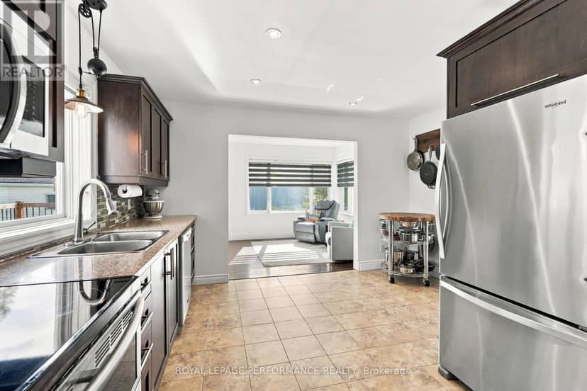 523 Gascon Street — photo 16 of 40