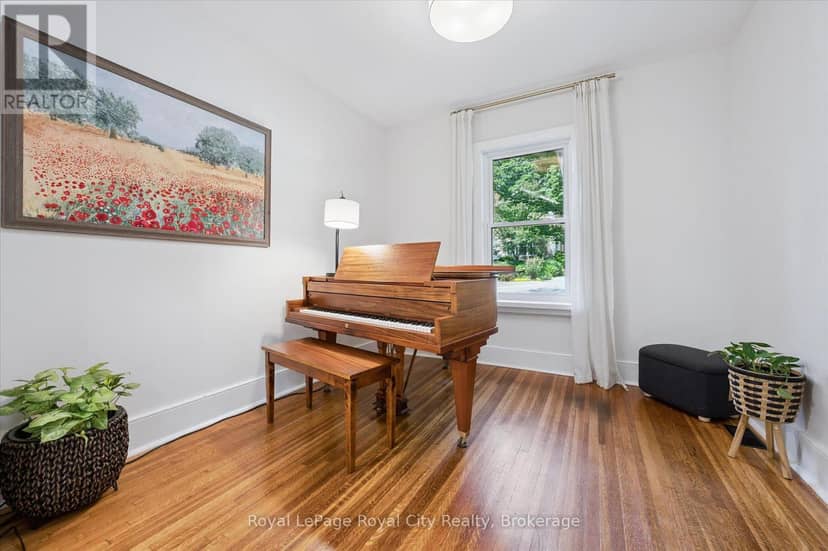 164 King Street — photo 10 of 40