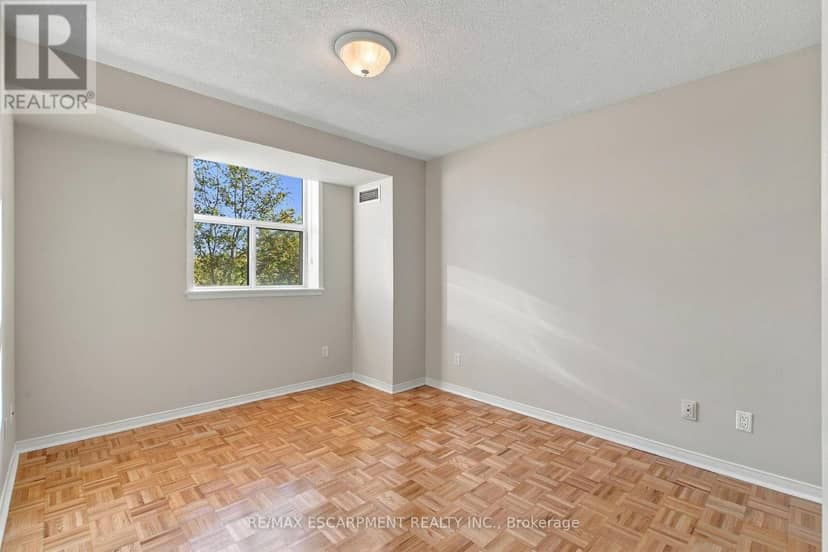 223 - 7373 Martingrove Road — photo 13 of 32