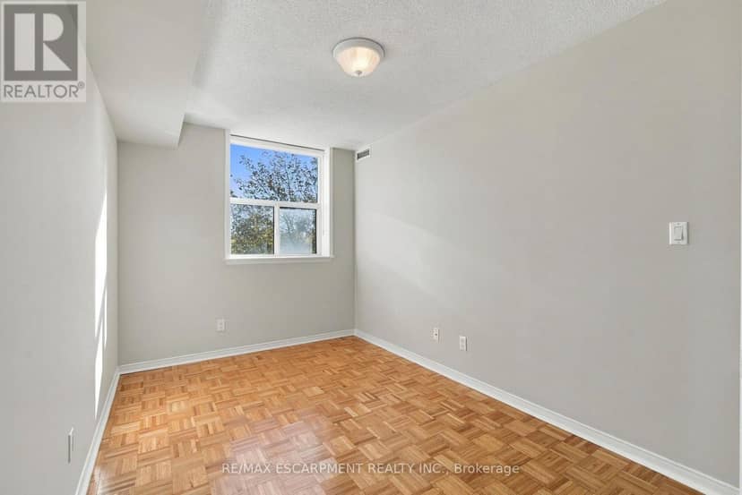 223 - 7373 Martingrove Road — photo 17 of 32
