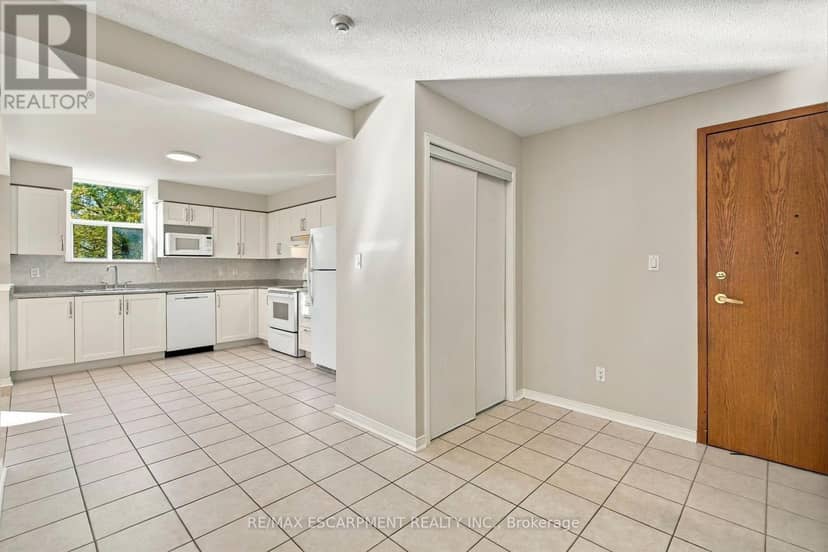 223 - 7373 Martingrove Road, Vaughan, photo 3
