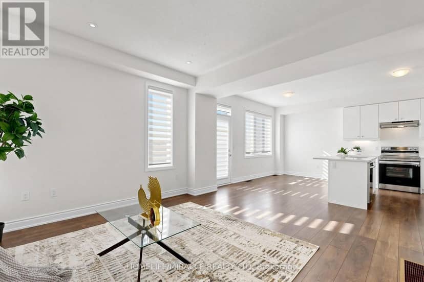 69 Season Crescent — photo 10 of 40