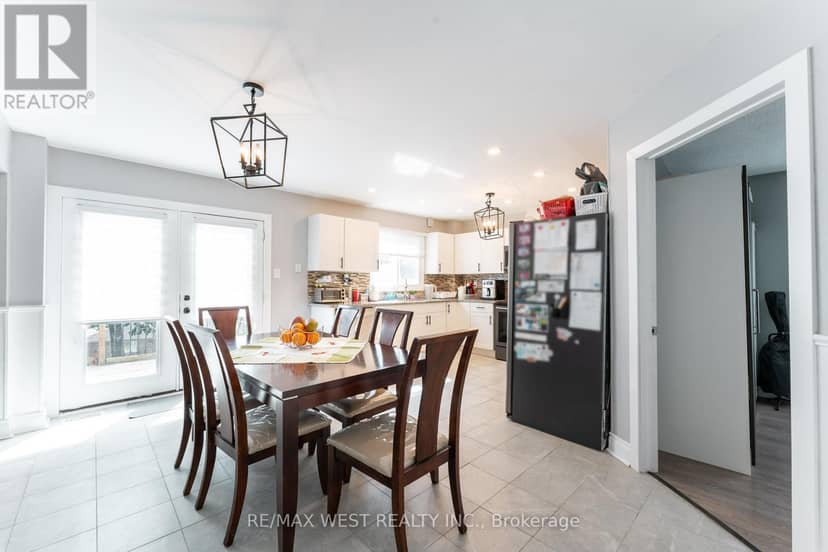 19 Moore Place, Barrie, photo 7