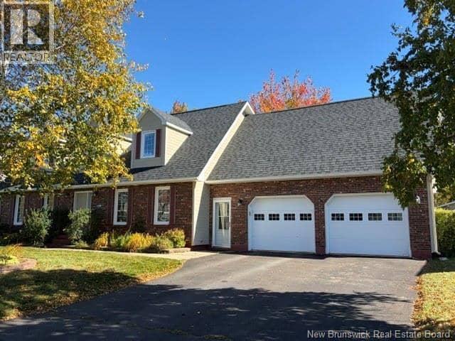 1100 Birchwood Drive, Bathurst