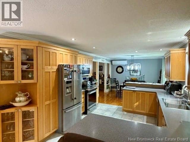 1100 Birchwood Drive — photo 18 of 40