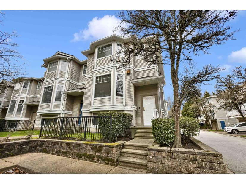 27 6518 121 STREET, Surrey