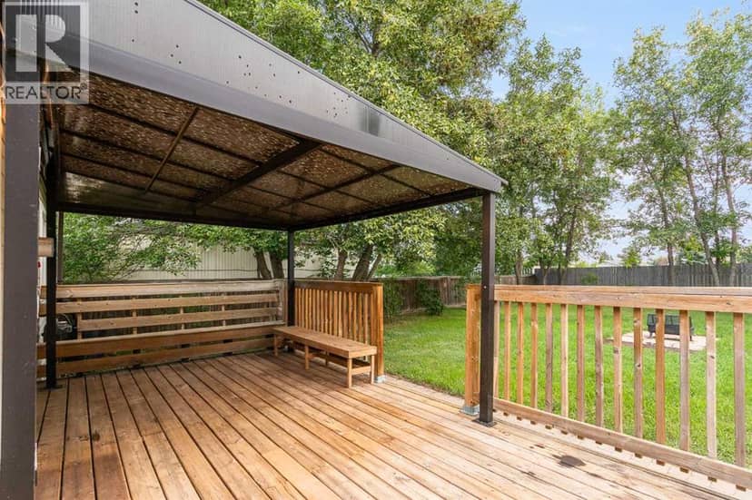 4809 26 Street — photo 32 of 40