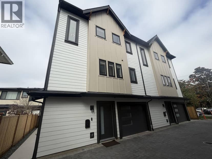 1 7087 MARY AVENUE, Burnaby