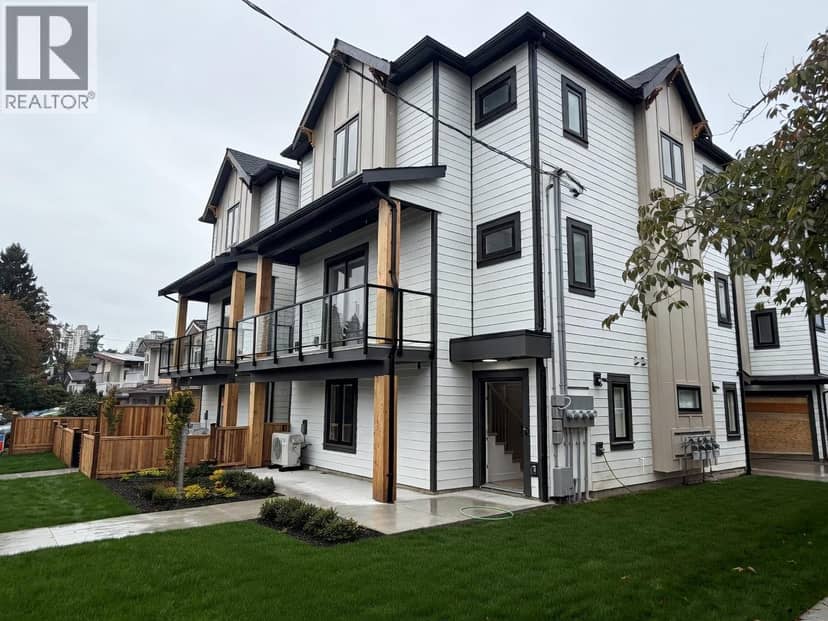 2 7497 HOLLY STREET, Burnaby