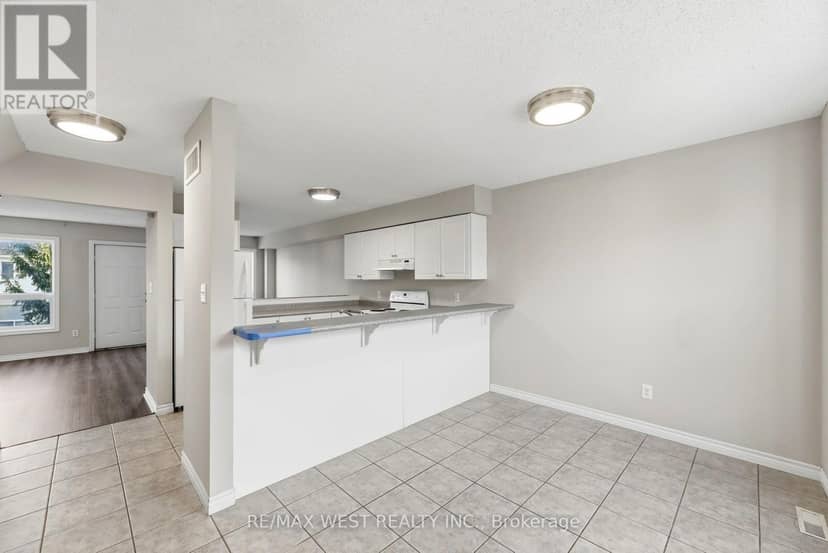 11 - 600 Sarnia Road — photo 7 of 37