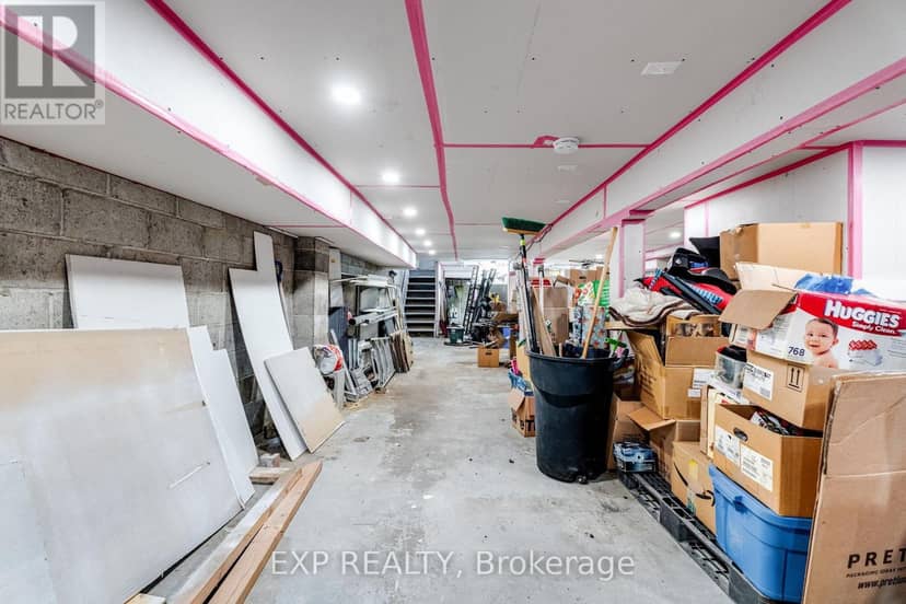 241 Grand Avenue E — photo 15 of 34