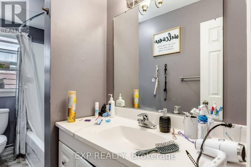 241 Grand Avenue E, Chatham-Kent, photo 7